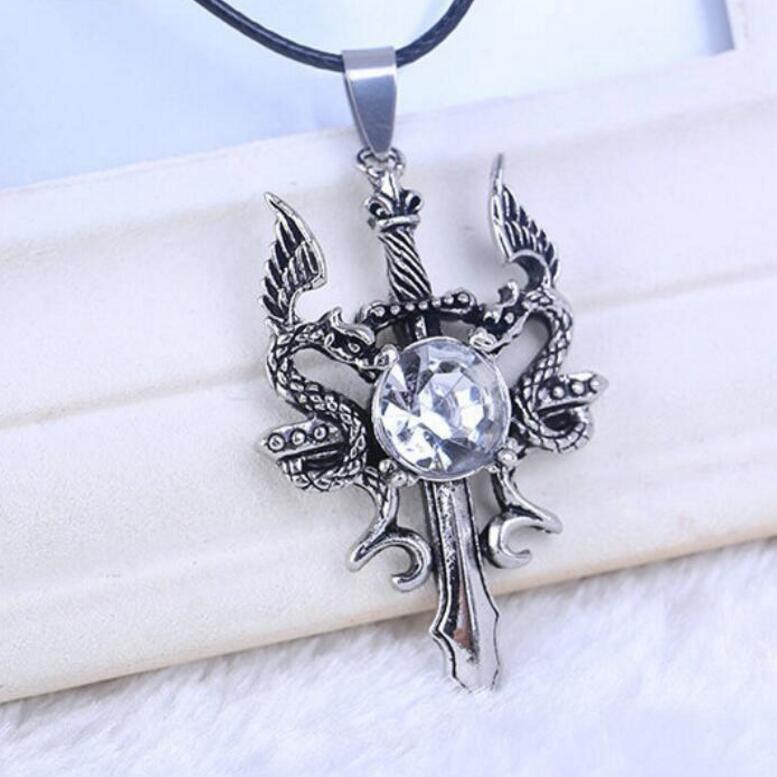 European & American Skull Flame Pendant Necklace for Men - Heart Charm Sweater Chain Accessories 2025