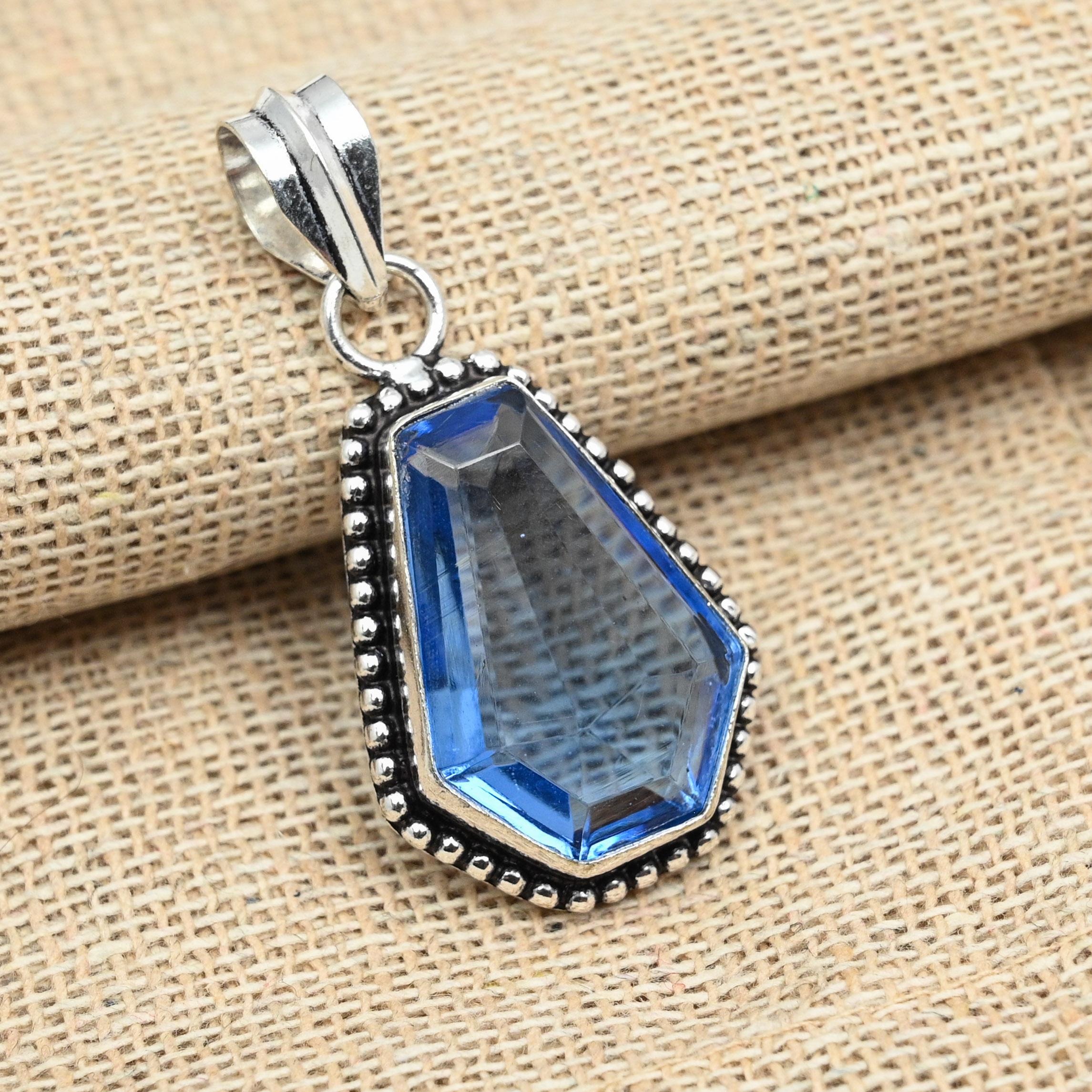 

Твердые ювелирные изделия из стерлингового серебра 925 пробы с голубым топазом, драгоценный камень, ручная работа, кулон для нее 1.77 Inches синий