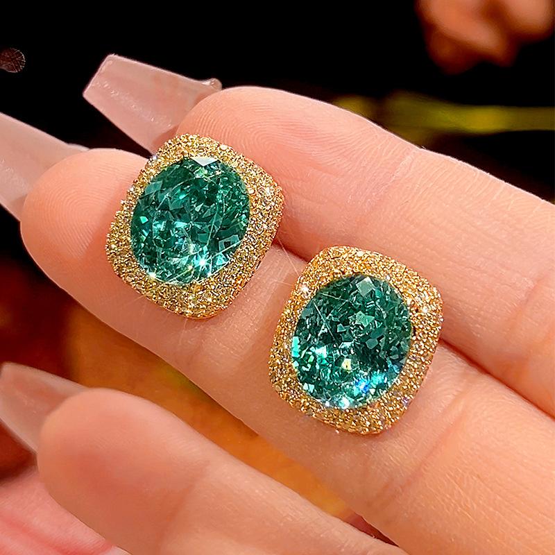 

Ювелирные изделия Медное основание Позолоченное Имитация Пара Зеленый Высококлассный Ювелирный Набор Женский Камень 13 * 18
