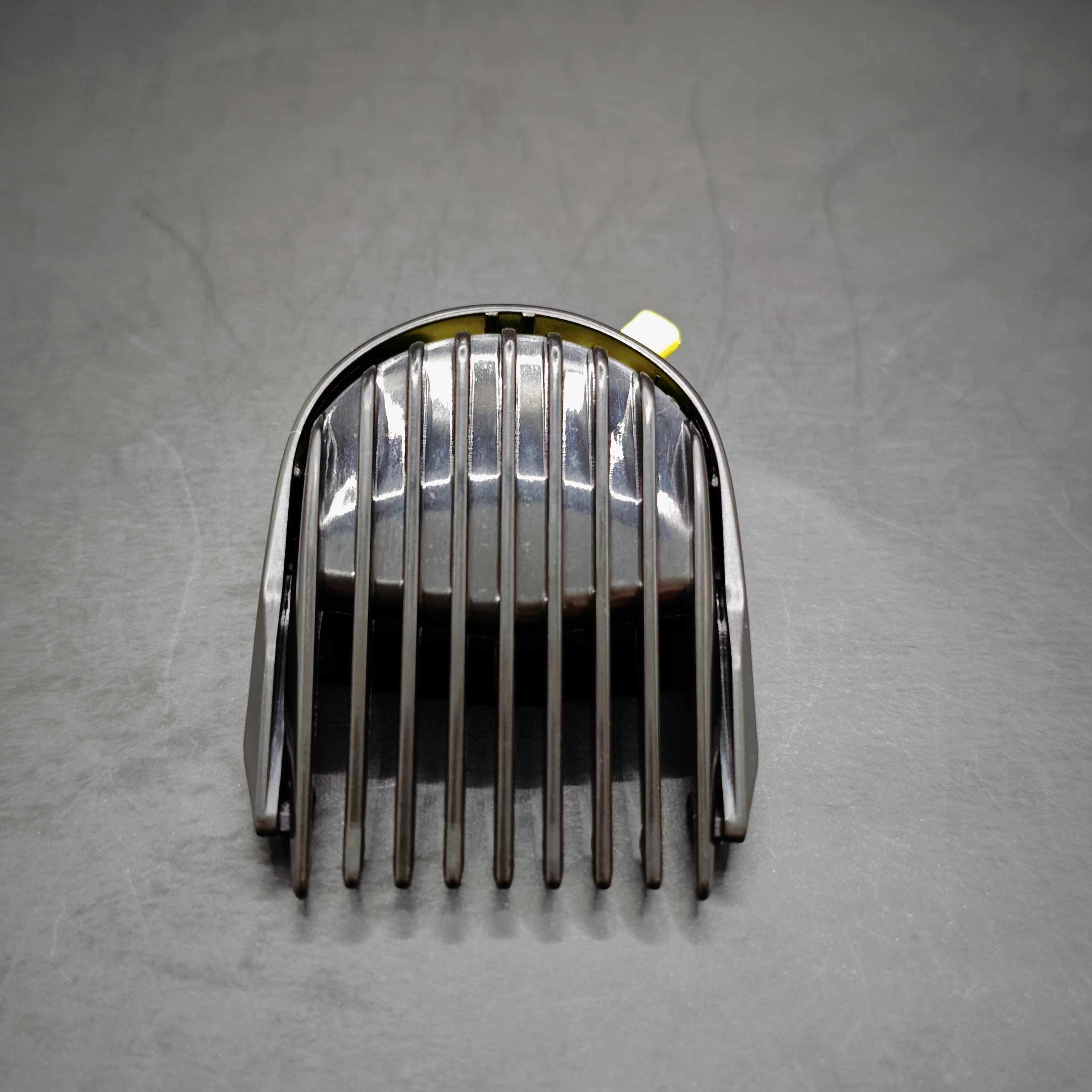 

Регульована насадка-гребінь для точного підстригання Запасна для Philips MG9551 MG9552 MG9553 MG9555 MG9560 MG9710 MG9720 MG9730 MG9740 MG7791 3-7mm чорний