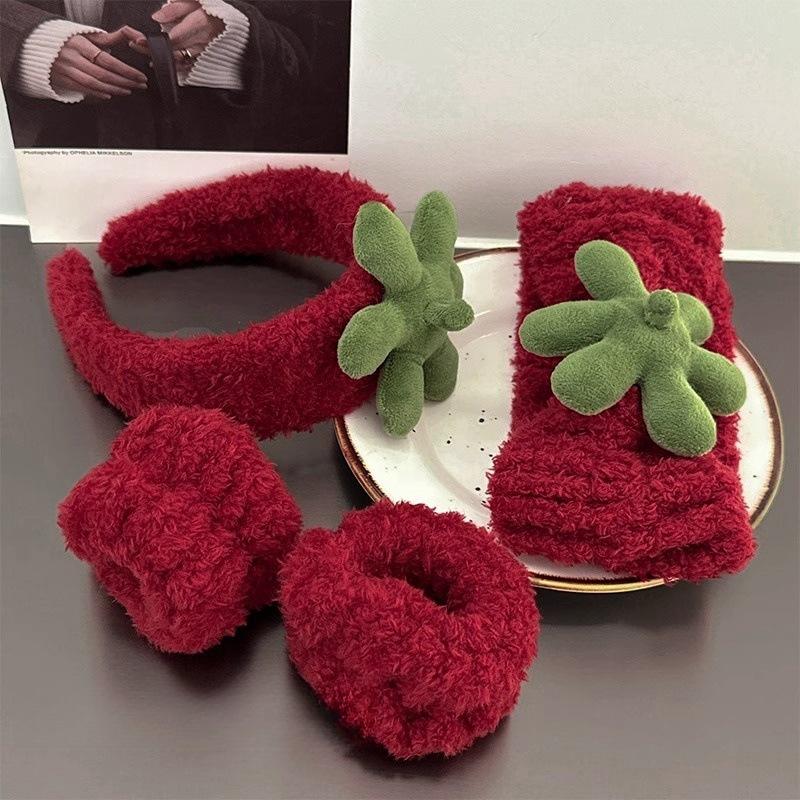 4pcs/set Strawberry Face Wash Hair Bands Hair Bands for Girls Basic Utility Makeup Applying Mask Headband Hair Ties