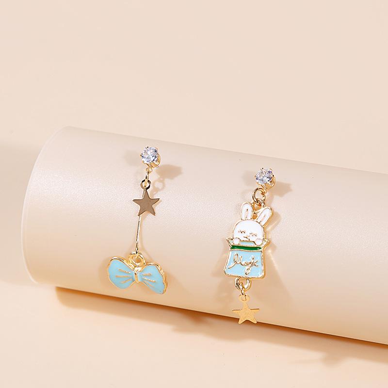 Cute Girl Long Earrings Cartoon Flower Bee Animal Stud Earrings Ocean Wind Vacation Earrings