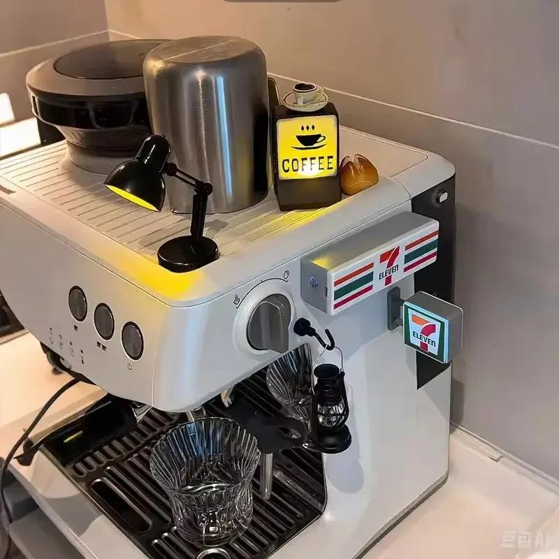 Kiosk magnetischer 3D Kühlschrankaufkleber 711, Lawson, FamilyMart, leuchtende Mini-Leuchtkasten-Anzeigetafel, Heimdekoration