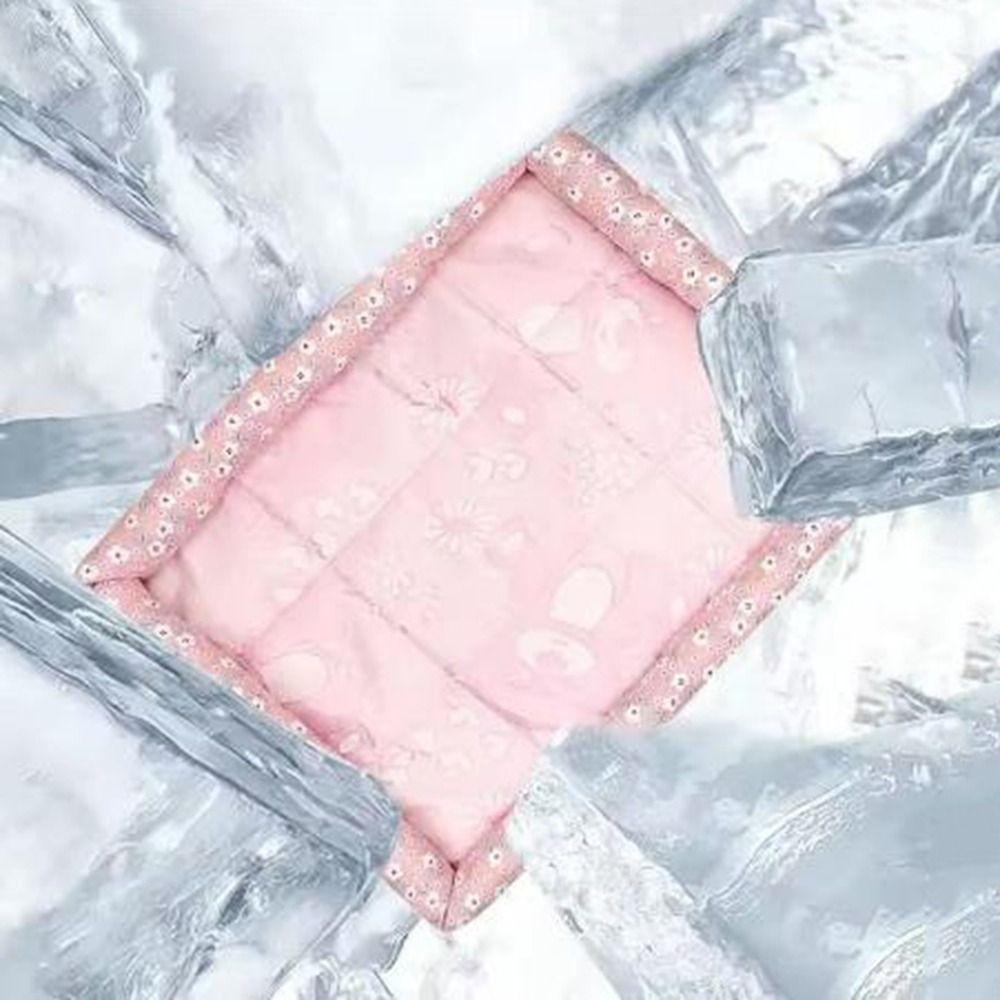 Pet Supplies Ice Silk Dogs Cooling Bed Soft Comfortable Pet Cool Mat Waterproof Washable Dog Mat Cats