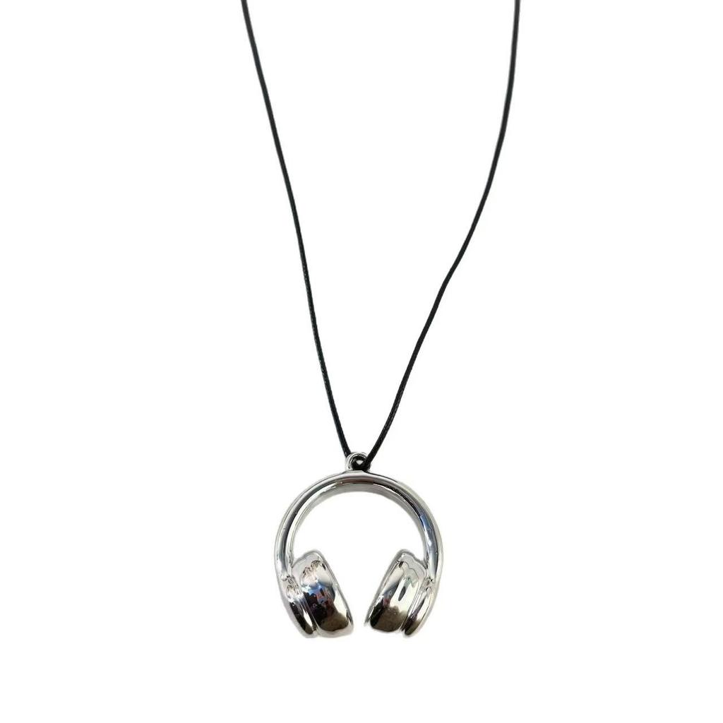 Chic Versatile Mini Earphone Necklace: 2026 High-End Fashion Pendant for Women