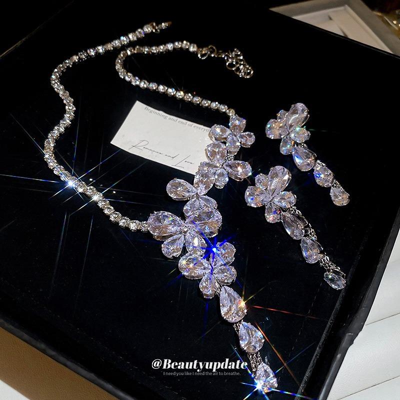 Silver needle super flash zircon butterfly fringed earrings necklace set temperament fashion collarbone chain high-end wedding accessories