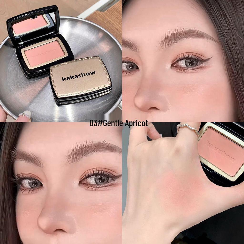 Kakashow Soft Mist Blush: Energetic Natural Contouring Rouge for a Girly, Versatile Look.