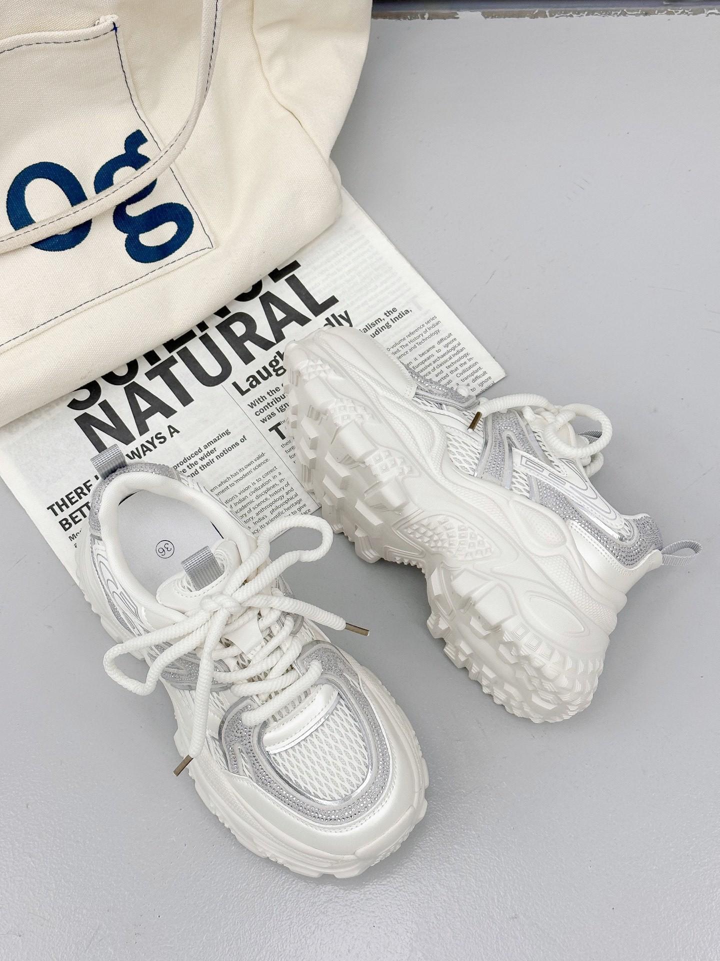 

Thick-soled height-increasing small sports shoes women s 2025 autumn new shoes versatile women s casual women s shoes dad shoes 35