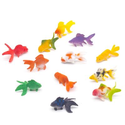 12pieces Plastic Goldfish Aquariums Ornaments DIY Mini Artificial Hand Painted Adult Collection Model Fish Tank Toy