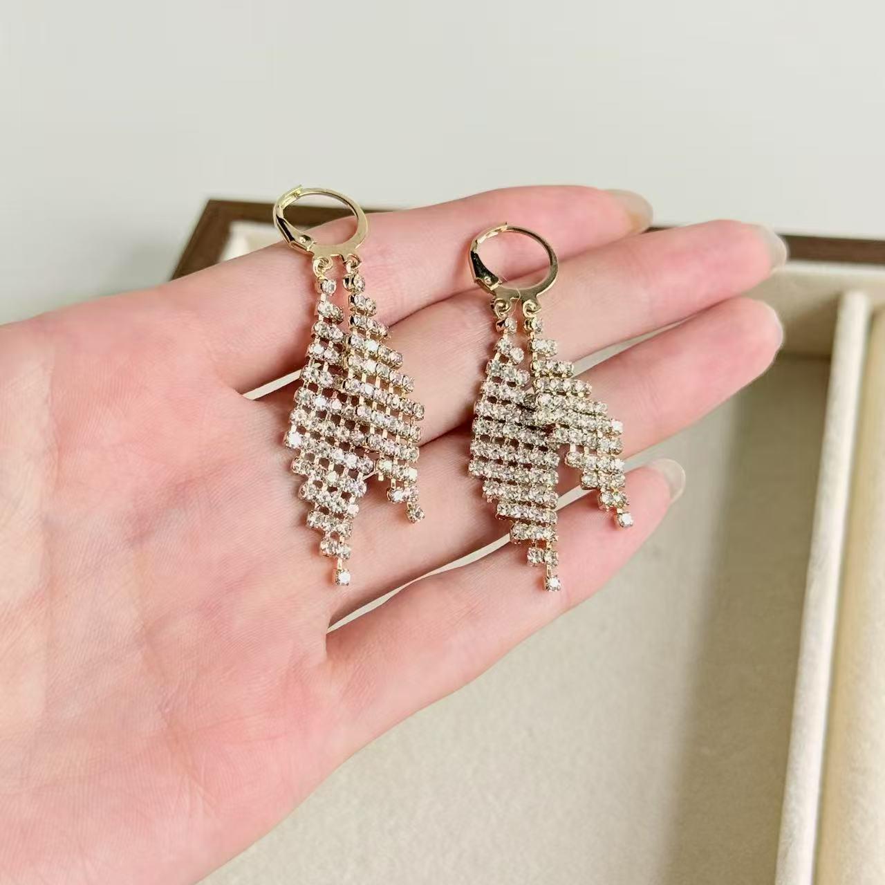Rhombus Double Layer Full Diamond Women s Ear Cuffs - Trendy, Versatile, Niche Design Earrings