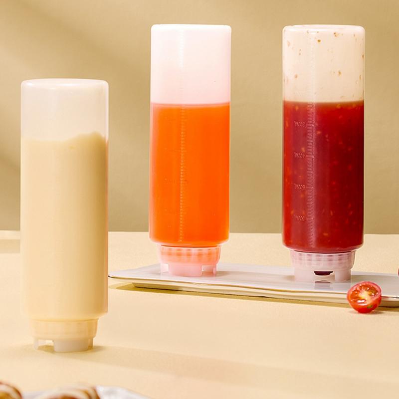 Inverted Plastic Squeeze Bottles, Refillable Tip Large Valve Dispenser Condiment Squeeze Bottle
