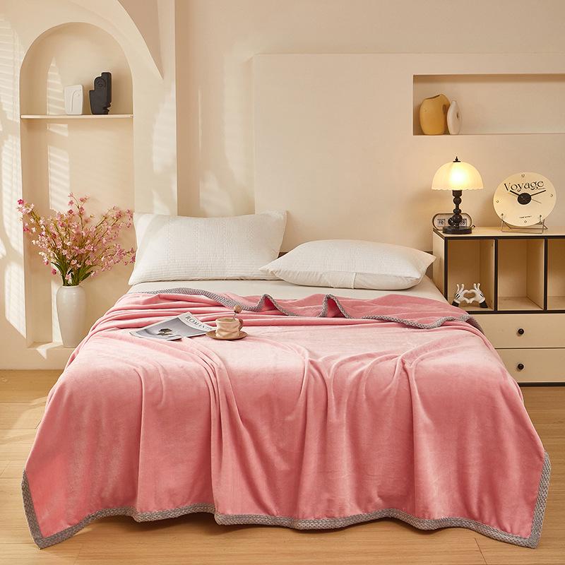 Thickened Flannel Blanket for Mother & Baby – Cozy Nap and Sofa Cover