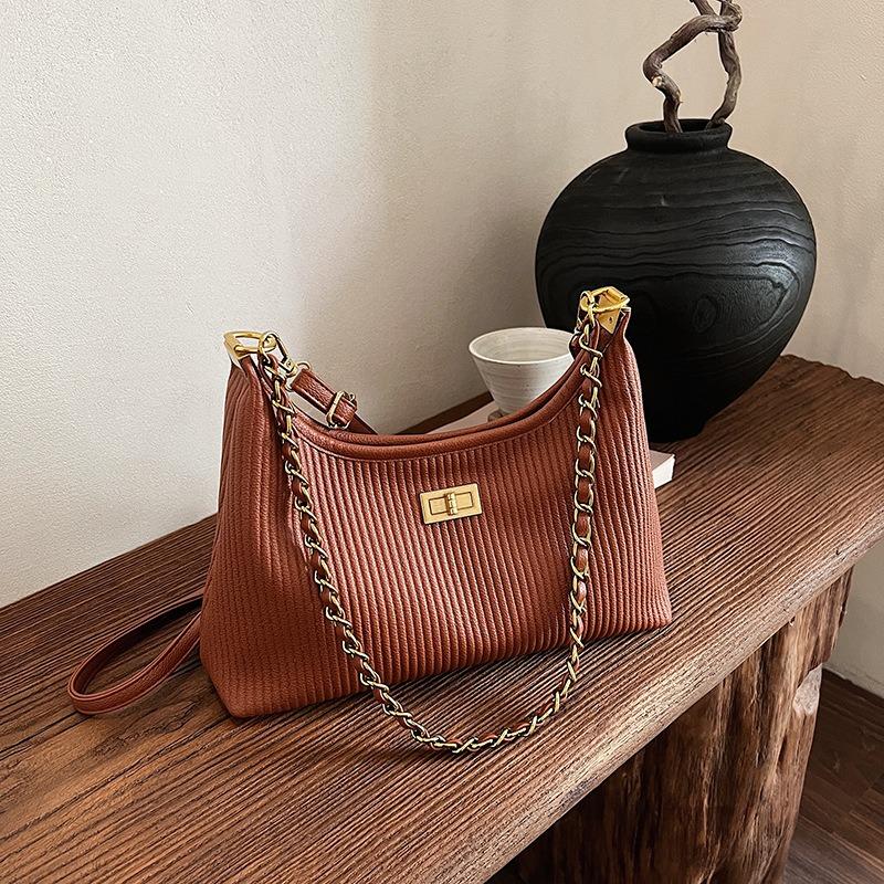 High-End Nischen Messenger Bag Damen Neu Herbst und Winter Vielseitige Einzelne Schulter Plissierte Kette Tasche Modische Achseltasche