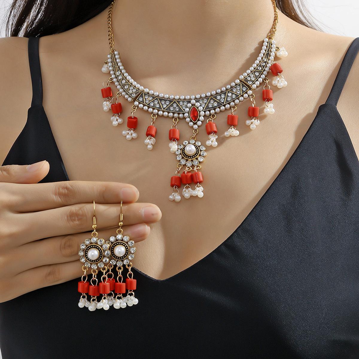 BLINGBAY Women s Pendant Necklace Vintage Necklace Simple Pendant Necklace Jewelry