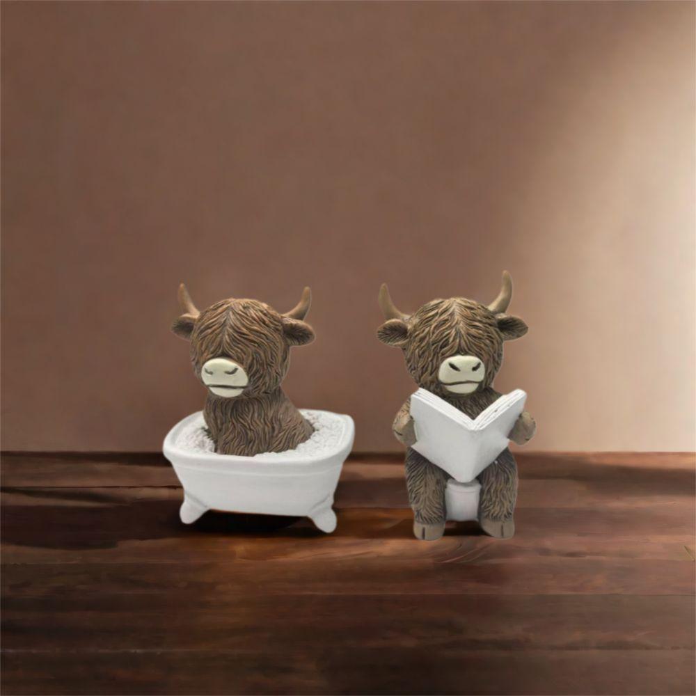 Funny Resin Highland Cow Statue Cute Realistic Cow Mini Figurine Decorative Animal Sculpture Ornament Table