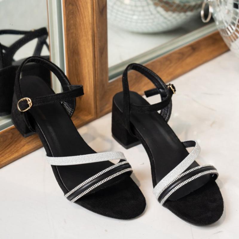 2026 Fashion Women's Shoes Cover Heel Women's Sandals Hot Sale Buckle Strap Dress Sandals Women Summer Plus Size Heeled Sandals