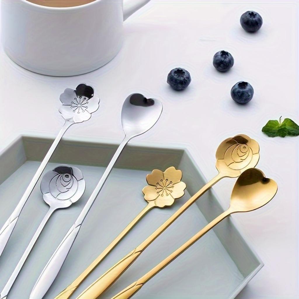 4pcs Stainless Steel Spoons Set, Love Heart Shaped Coffee Stirring Spoon, Honey Spoon, Tea Spoon, Ice Cream Spoon.