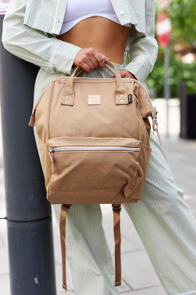 Spacious backpack with space for a laptop - Himawari