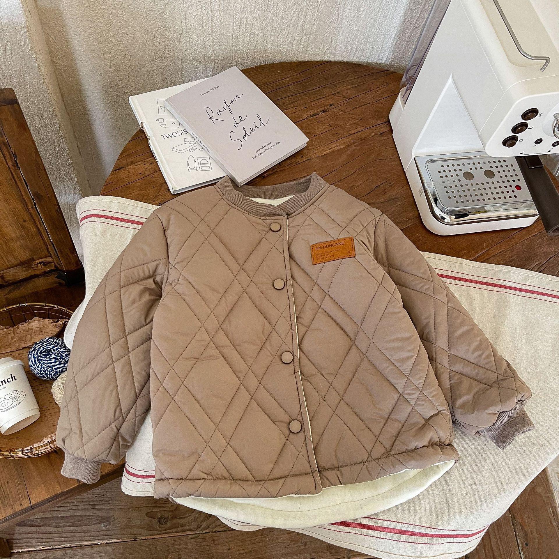 

Детские стеганые хлопковые пальто зимние осенние однотонные толстые теплые куртки для мальчиков и девочек спортивная верхняя одежда детская повседневная куртка 120cm хаки