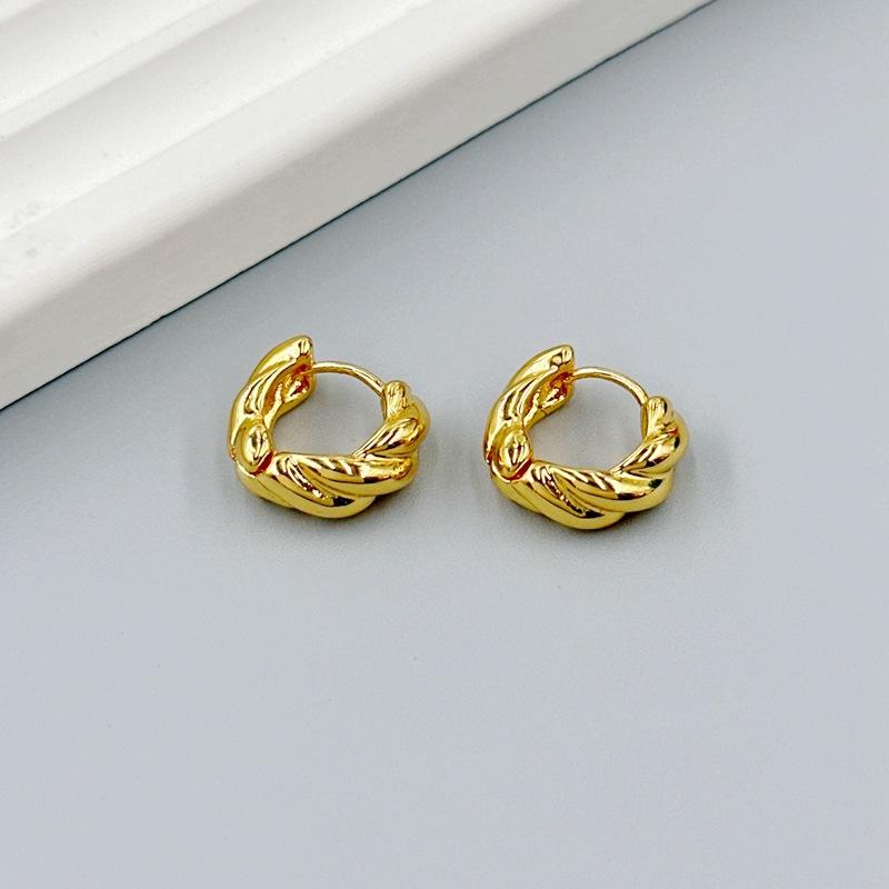 Fashion High Sense, Twisted Thick Twist Women'S Ear Buckle Retro Simple, Matte Medieval Earrings Earrings