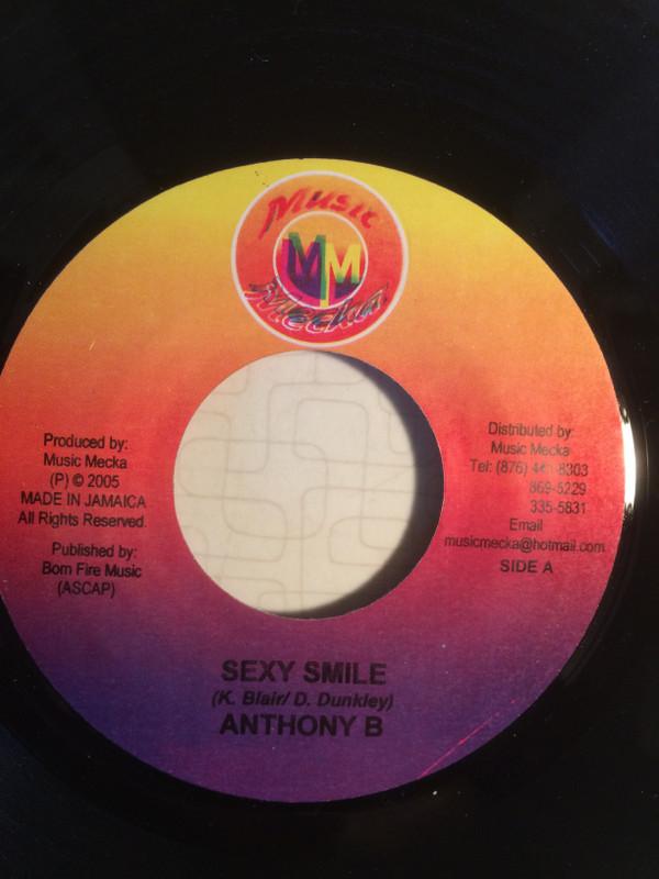 

7-дюймовая пластинка ANTHONY B - Sexy Smile NONE Music Mecka 2005 Ямайка Регги, Ска и Даб Б/У