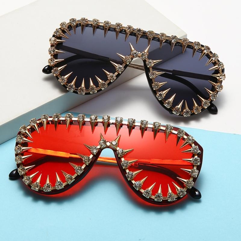 Blingbling Sunglasses with Crystal Rivet Frame for Female Male Unisex Music Festival and Hiphop Dancing Party Dressingup