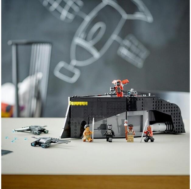 LEGO Marvel 76214 Black Panther: War with Water