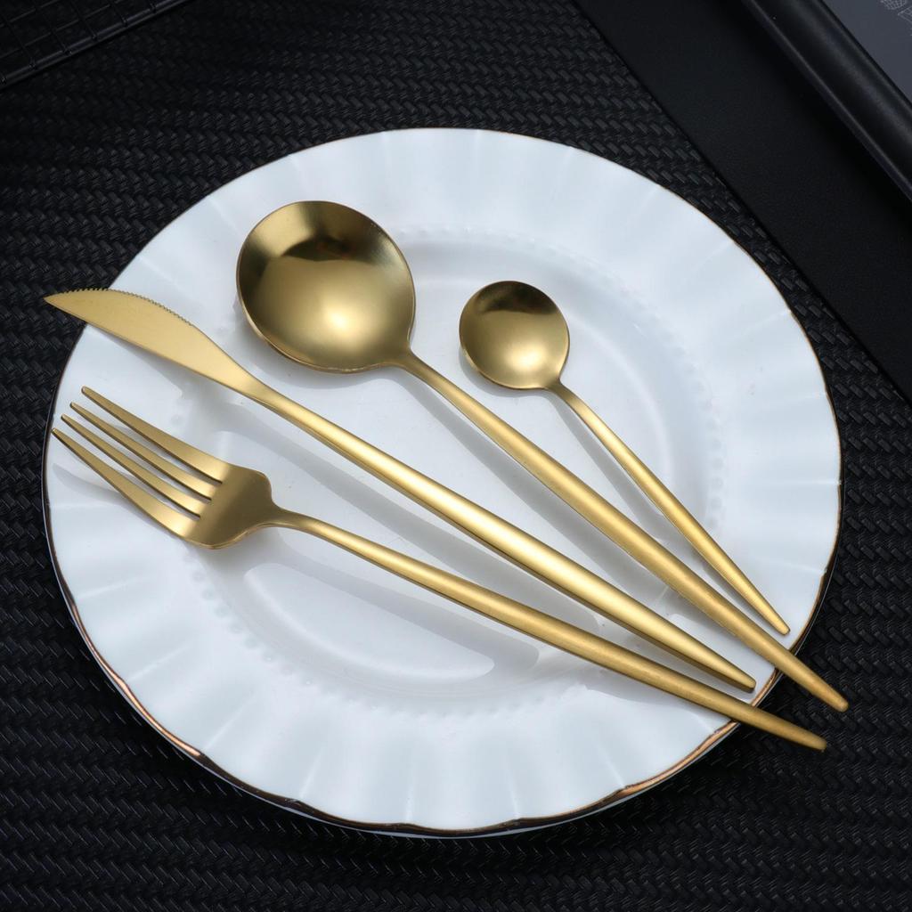 Luxus Gold Edelstahl Portugiesisches Westliches Besteckset: Steakmesser, Gabel, Löffel, Tragbare Hülle enthalten.