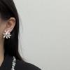 Niche Versatile Light Luxury Personalized Dripping Oil Five-Petal Flower Three-Dimensional Flower Exaggerated Metal Feeling Three Pearl Earrings