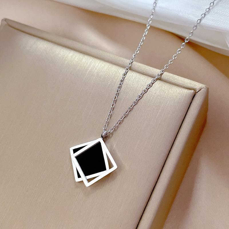 Geometric Square Minimalist Furnace Real Gold Necklace Female Collarbone Chain Accessories