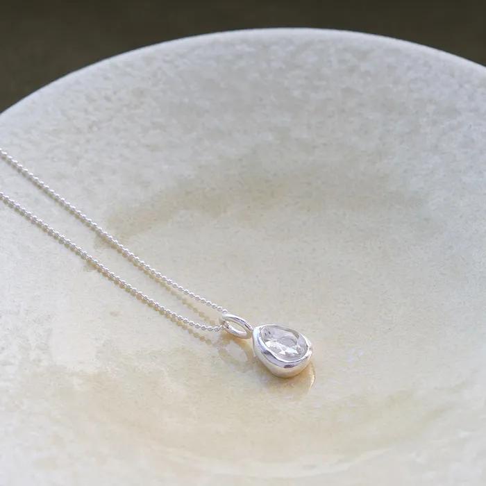 MURMUR NECKLACE 06