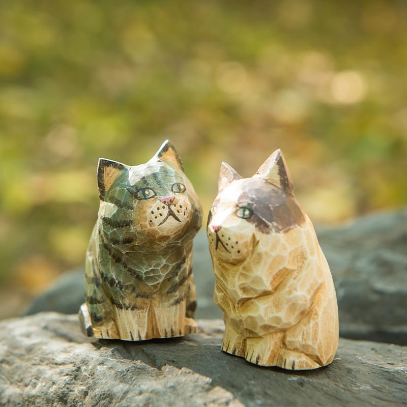 Vintage Wooden Cat Sculpture Craft Desk Ornament For House Decor And Gift Giving