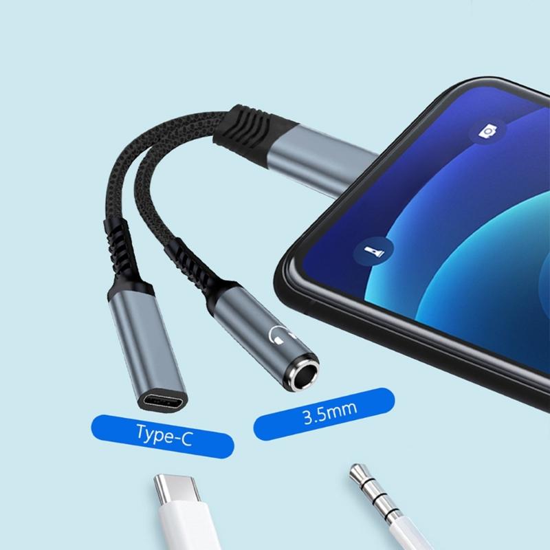 Aluminum Alloys Type C To Two 3.5mm Sound Jacks With PD60W Charging And Losslessly Music Transmission