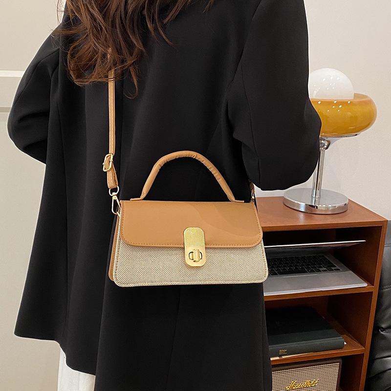 Lock design simple women's new spring fashion retro casual shoulder small square bag