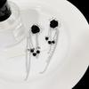 1 par de pendientes colgantes de flor de rosa con espinas de estilo oscuro, cadena de Metal, borla, diamantes de imitación, pendientes colgantes, regalo de joyería