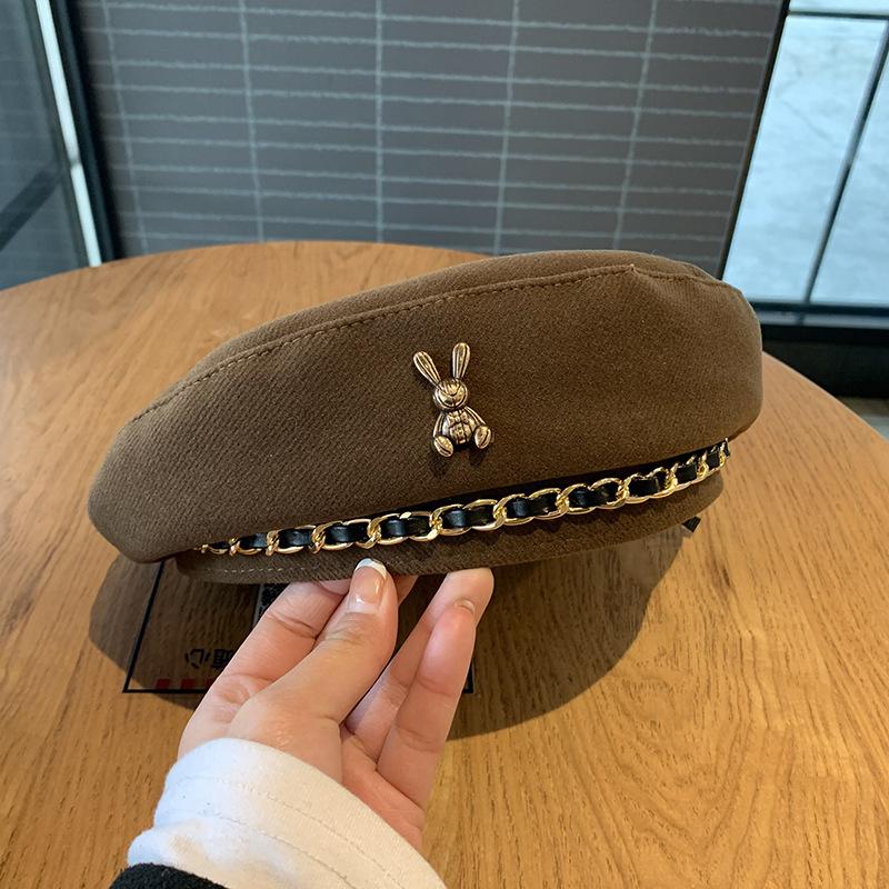 

Sweet and Cool Metal Chain Beret Women Japanese FallSeason and ColdSeason Flat Top Retro Style Painter Hat Men M（56-58cm）