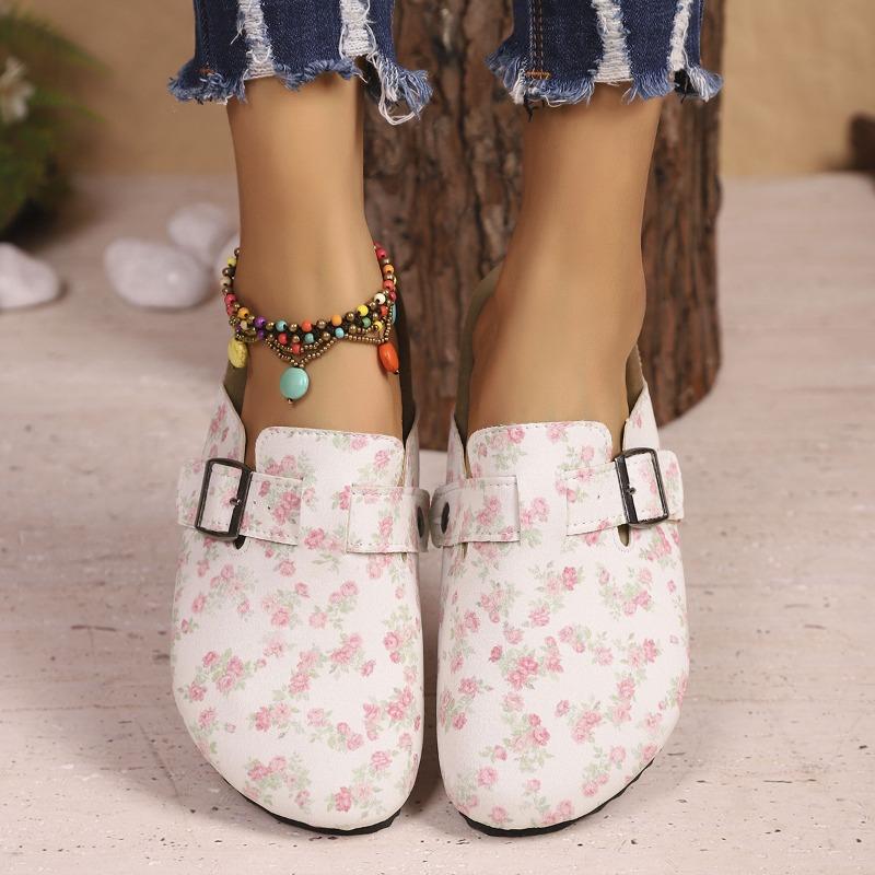 New Women's Shoes with Thick Soles and Flat Sandals, Featuring A Large Toe Cap and Half-slipper