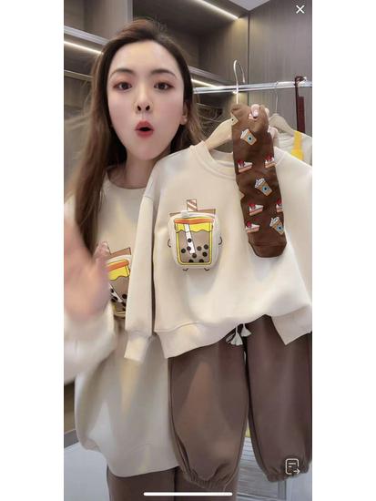 3D Milk Tea Print Family Sweatshirt Set for Fall/Winter: Matching Parent-Child Outfits for Mom-Daughter and Mom-Son