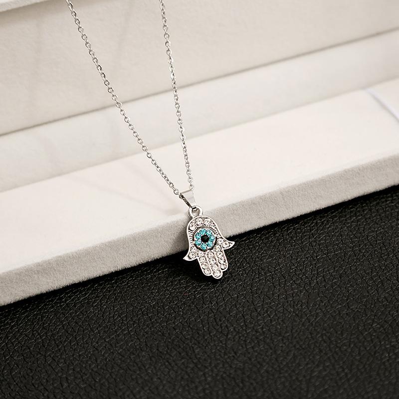 

Devil S Eye Necklace, Niche Simple Diamond-Encrusted Bee Palm Retro Dream Catcher Necklace
