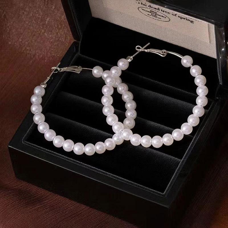 Premium Pearl Earrings Show Face, Thin And Light Luxury Versatile Earrings, Women'S Exaggerated Nightclub Earrings, Large Ring Ear Jewelry