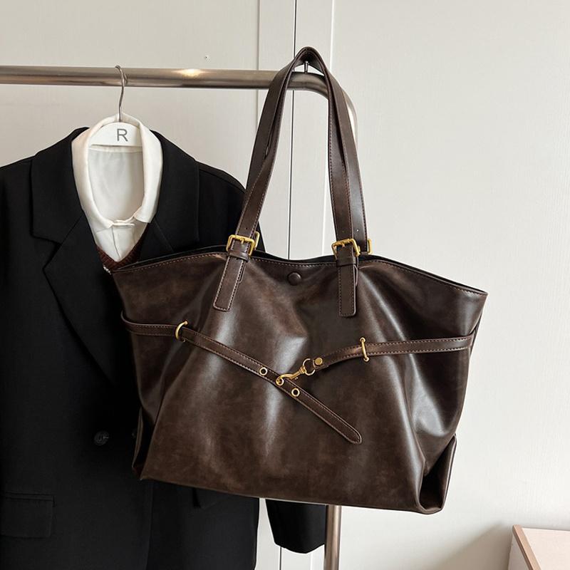 Designer Retro PU Leather Shoulder Handbag for Women Winter Trend Fashion Handbags Females Travel Luxury Tote Bags CLE