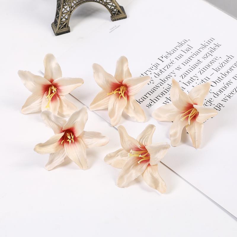 Lilien Seidenblumen Kopfschmuck: Künstlicher Blumiger Haarschmuck für DIY, Handgemachte Dekoration, Hochzeiten und Heimdekoration