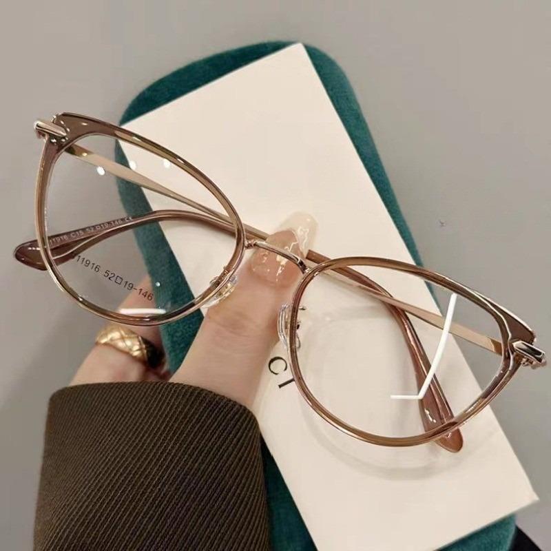 Cat Eye Frame Pochromic Glasses Anti -UV Glasses for Women Retro Anti Blue Light Glasses High-end Color Changing Glasses