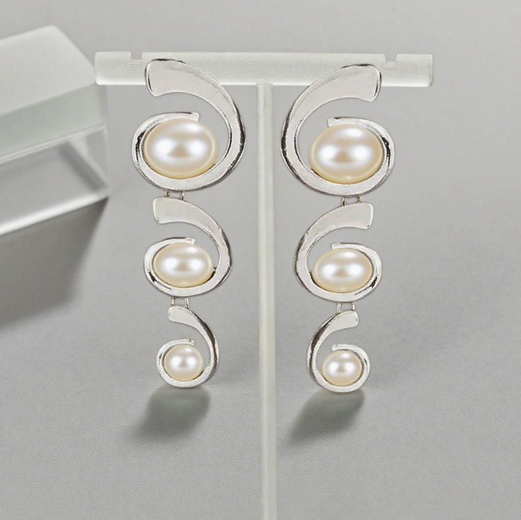 Best-selling for Elegant Women's Inlaid Oval Stud Earrings, Fashionable Personality with Earrings for Daily Wear