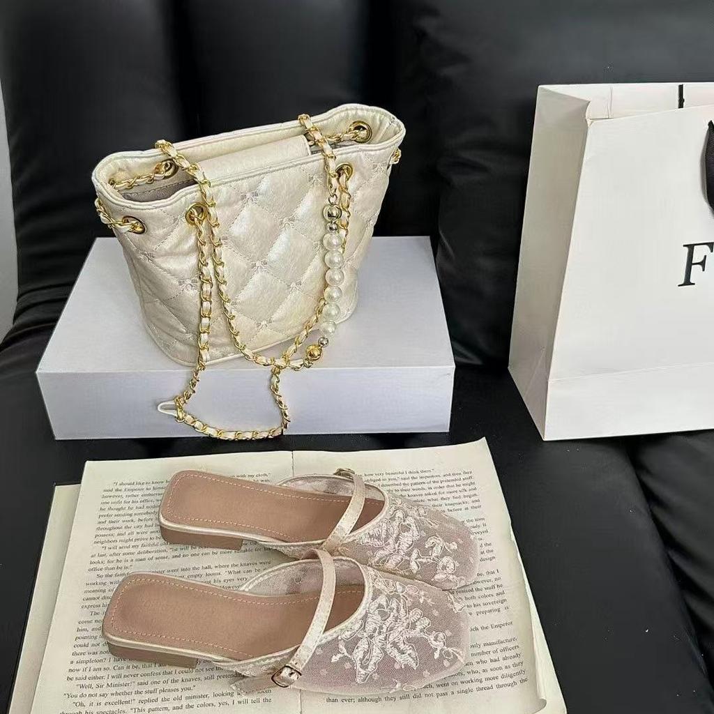 2025 Spring and Autumn New Fashion Versatile French Mesh Fairy Xiaoxiangfeng Women's Shoes Lace Stiletto Small Square