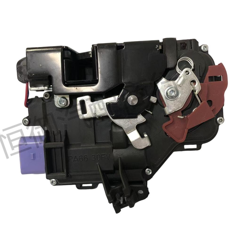 1TD837015A Front Left Door Handle for Sagitar, Octavia, Touran (2004-2019)