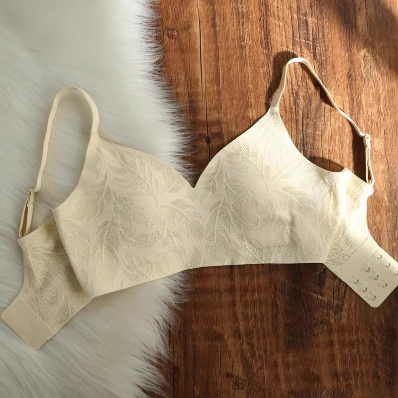 Women Light Blue Seamless Leaf Lace Wireless Bra with Adjustable Straps M дубильная кора