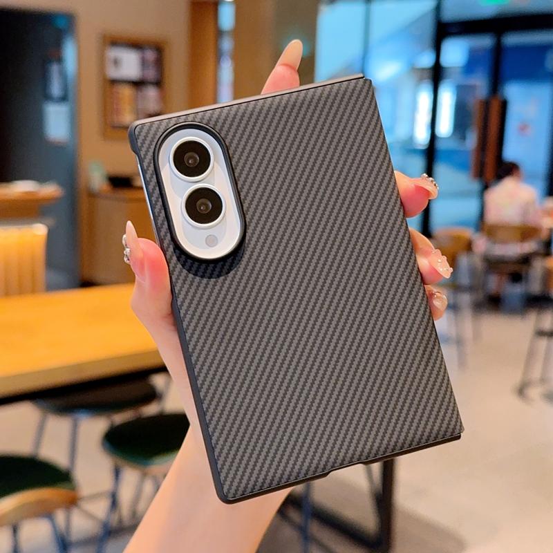 Luxury Carbon Fiber Texture Skin-Friendly Matte Leather Folding Phone Case for Samsung Galaxy Z Fold 8 Wide Shockproof Cover