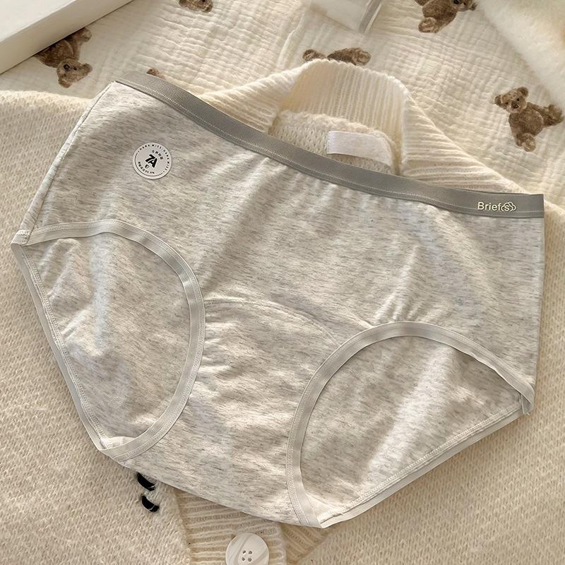 Plus Size Lady Spring and Autumn Cotton 7A Antibacterial Extended Crotch Middle Waist Triangle Briefs