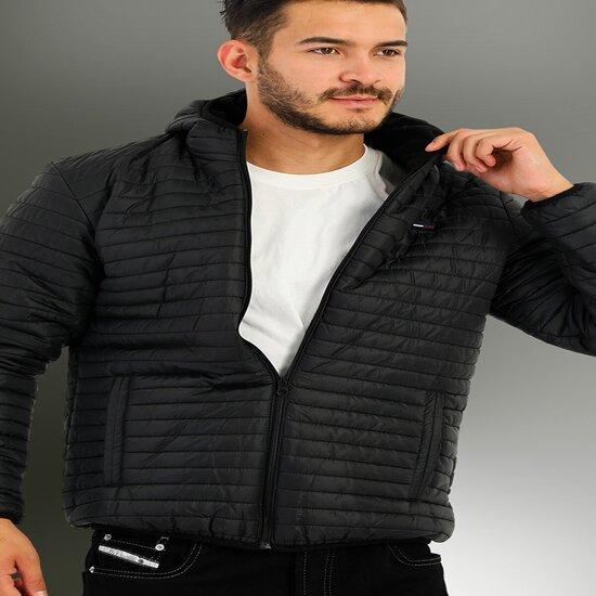 Schwarze wasser- und winddichte Herrenjacke mit Fleece-Innenseite